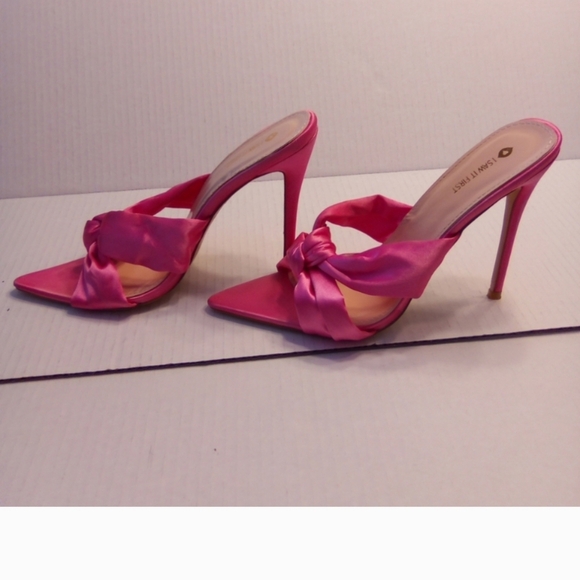 I SAW IT FIRST HIGH HEELS SHOES  NEW - Picture 8 of 8